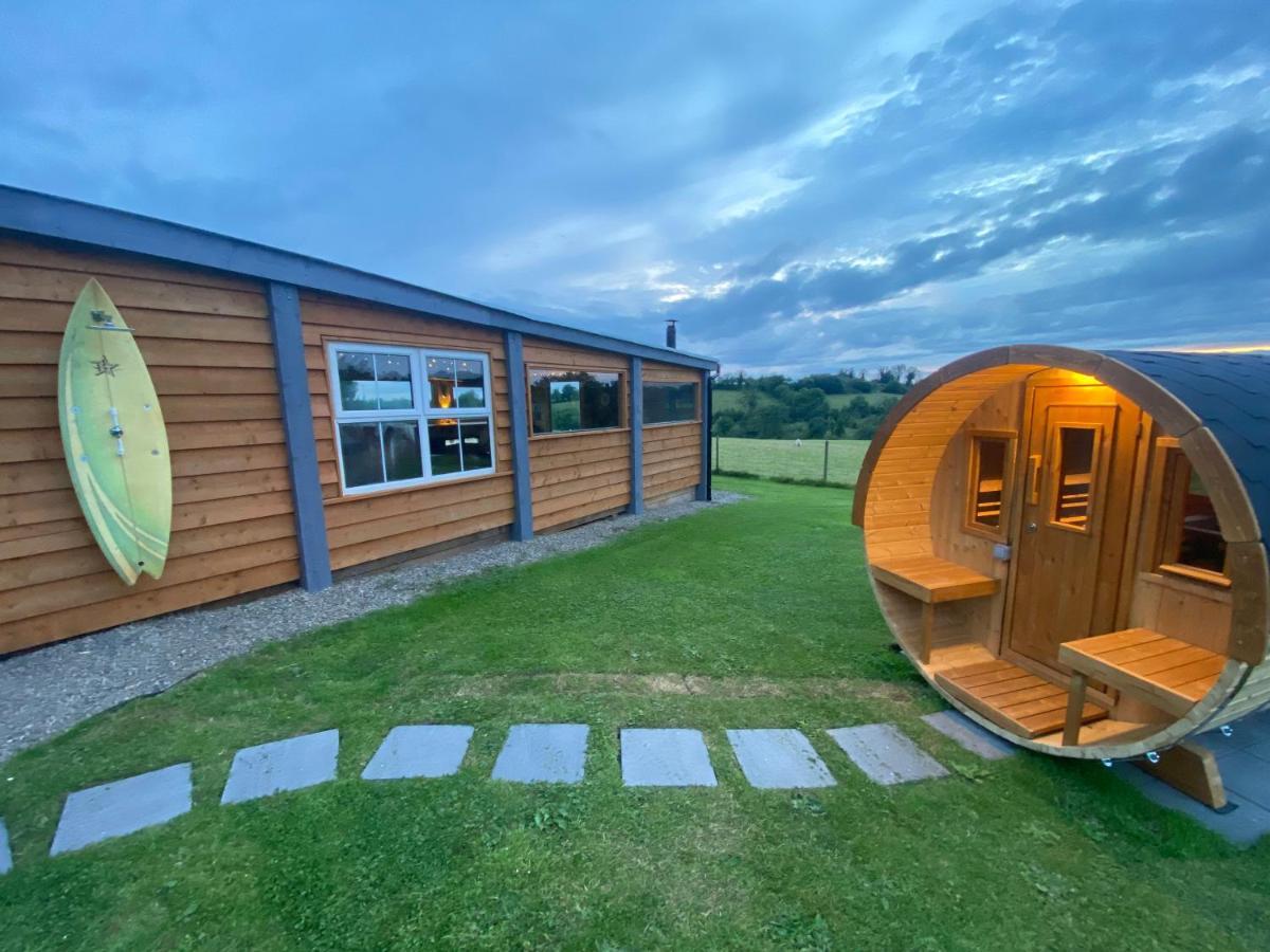 Sleeps 12 Hot Tub Sauna Cinema Pets Welcome Enniskillen Buitenkant foto