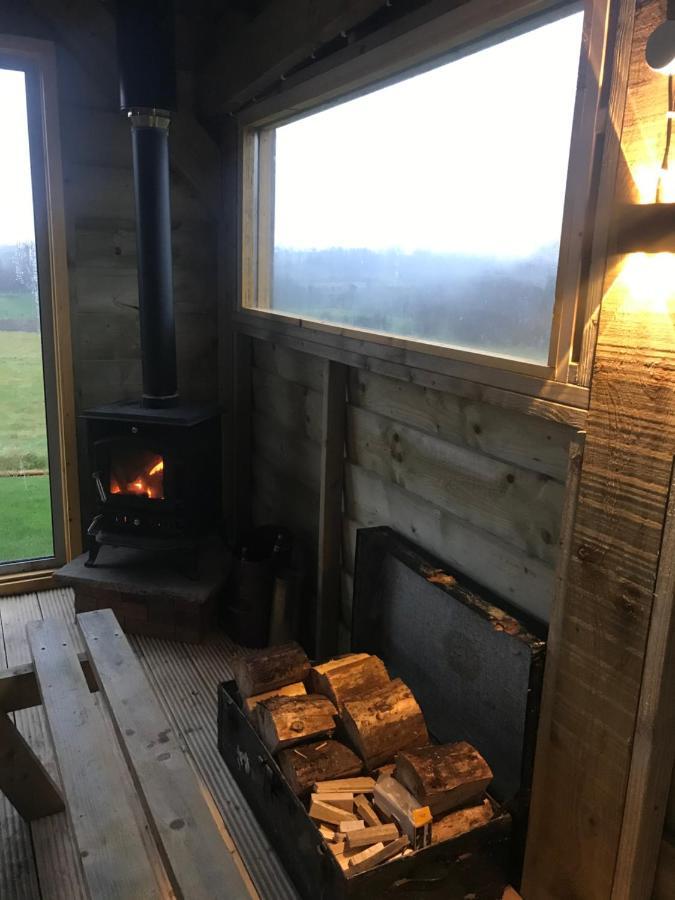 Sleeps 12 Hot Tub Sauna Cinema Pets Welcome Enniskillen Buitenkant foto